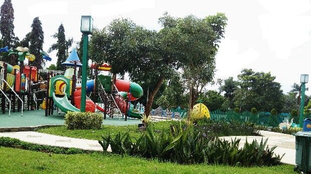 Manfaat outdoor playground