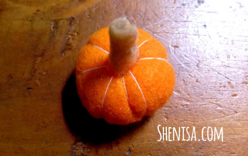 cara membuat buah dari flanel - labu kuning pumpkin